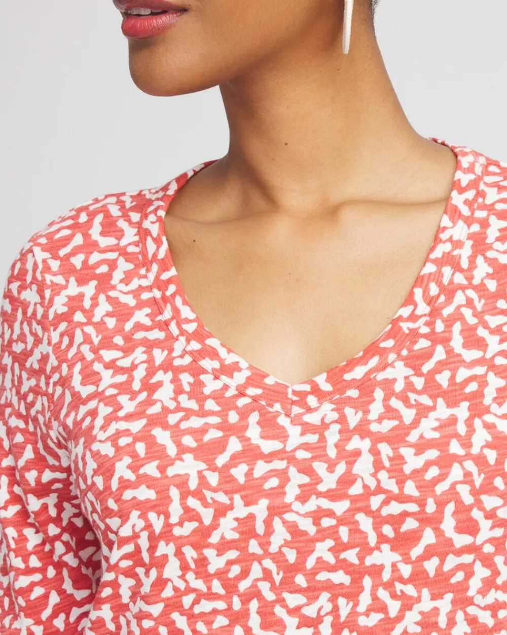 Hot Dots V-neck 3/4 Sleeve Tee Tops