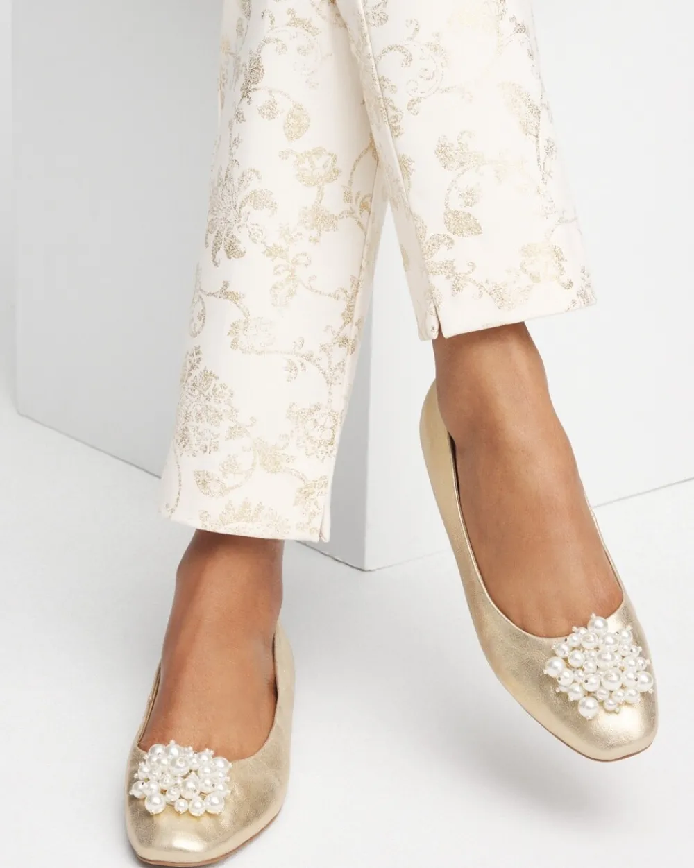 Outlet Omega Metallic Faux Pearl Flats Shoes