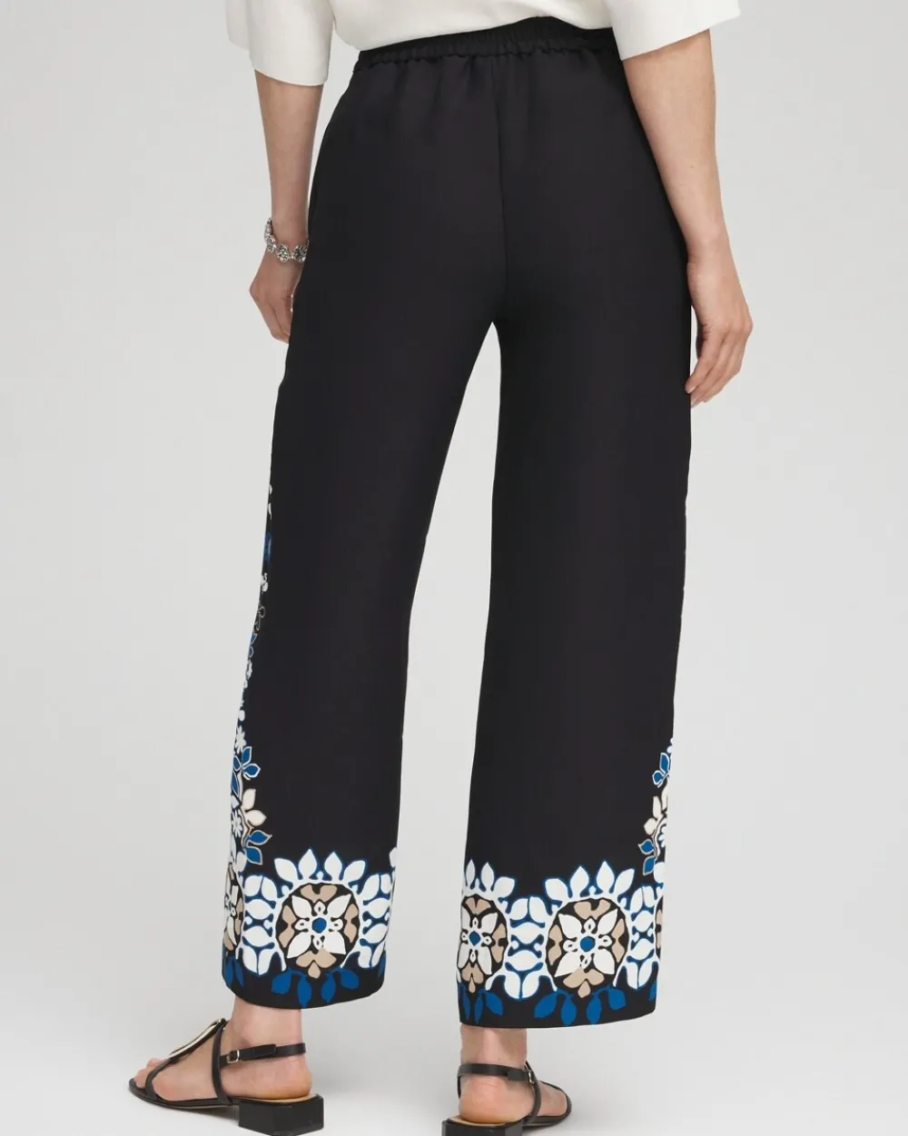 Flash Sale Placed Floral Print Soft Cropped Pants Pants