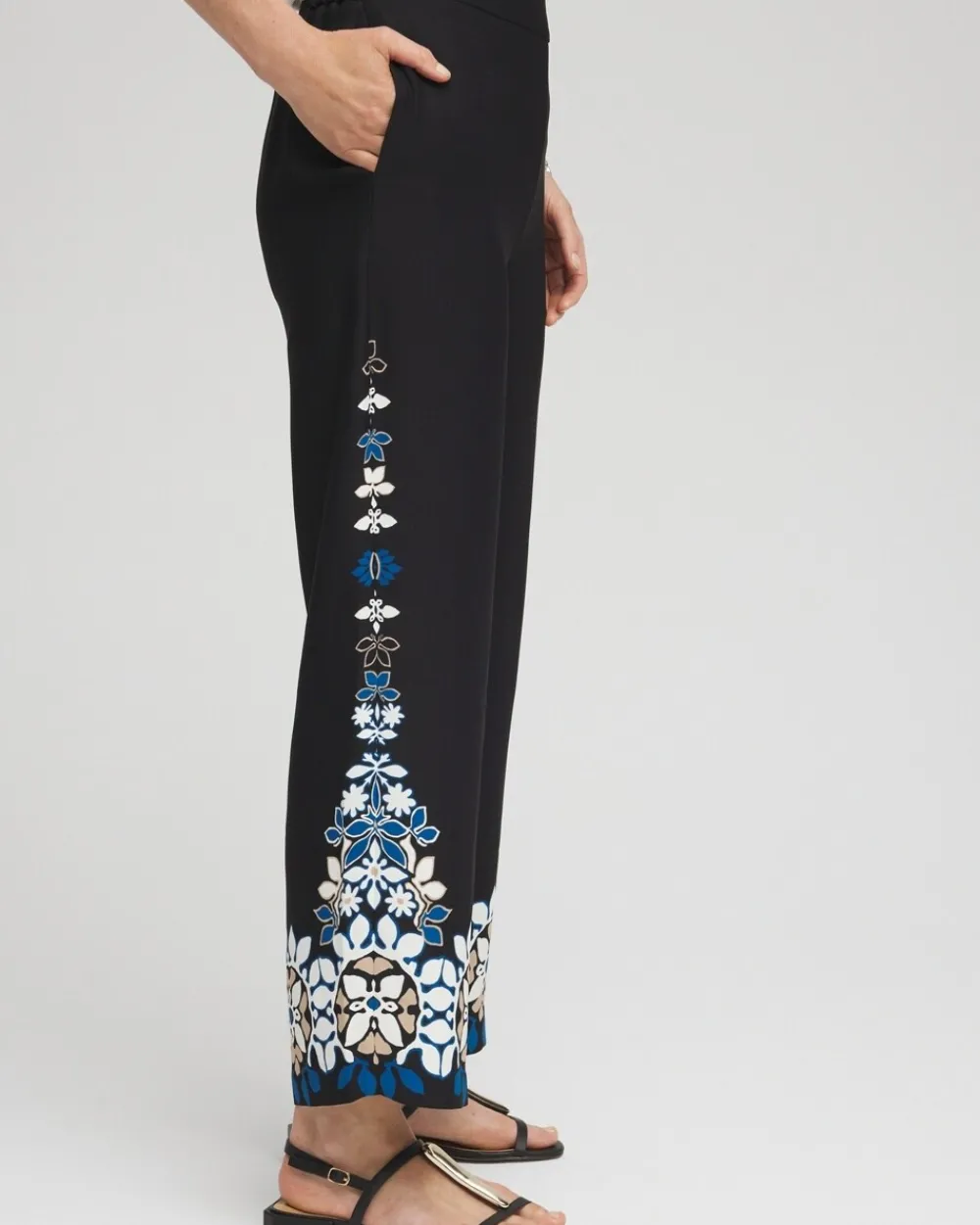 Flash Sale Placed Floral Print Soft Cropped Pants Pants