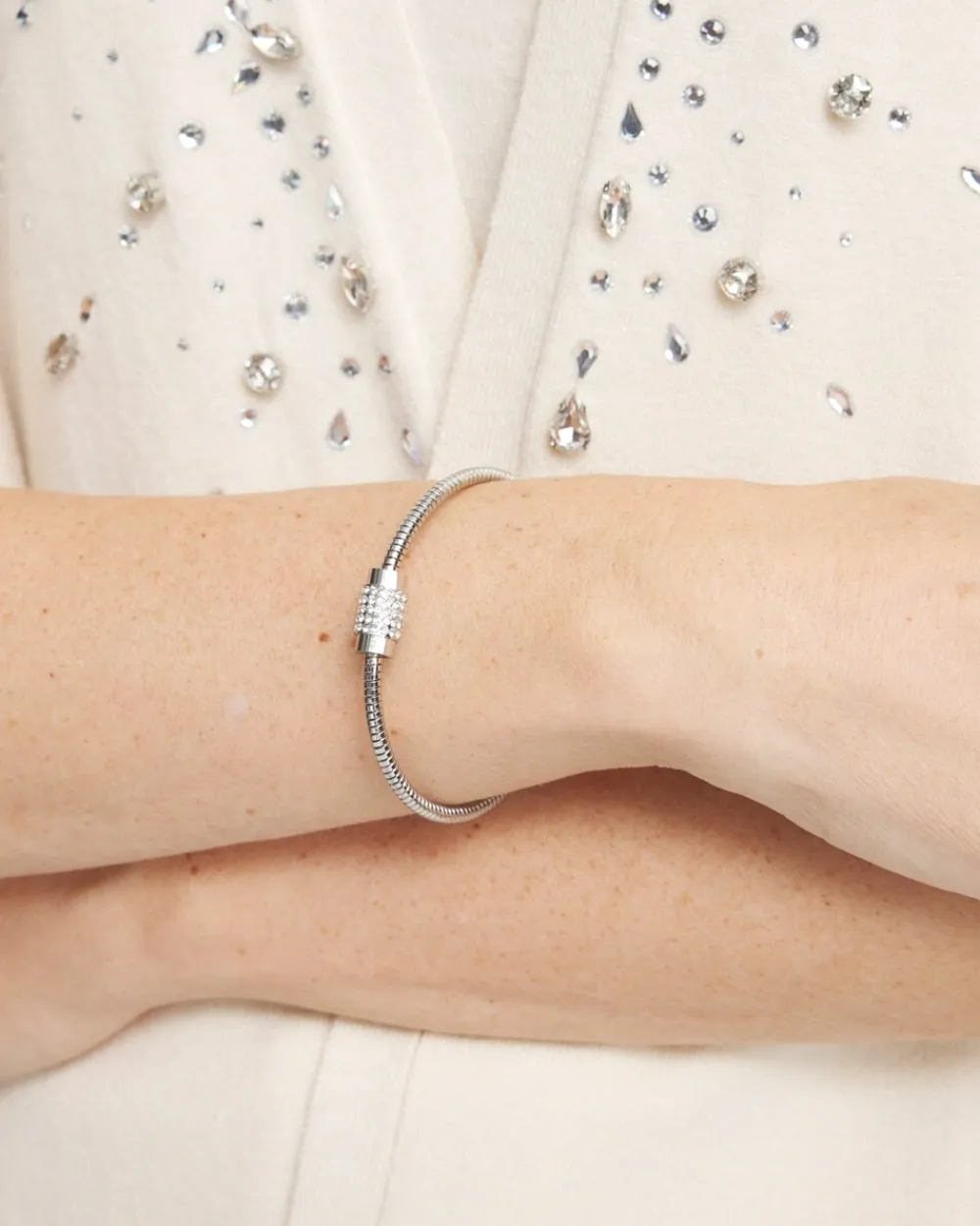 Online Tone Pavé Barrel Bracelet Bracelets | Everyday Jewelry