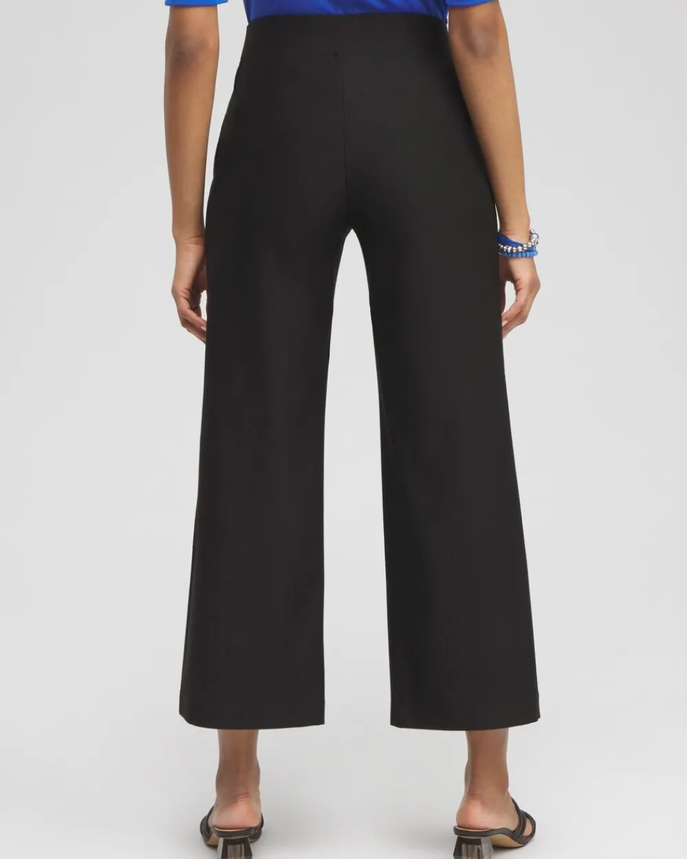 Fashion Travelers™ Collection Crepe Cropped Pants Pants