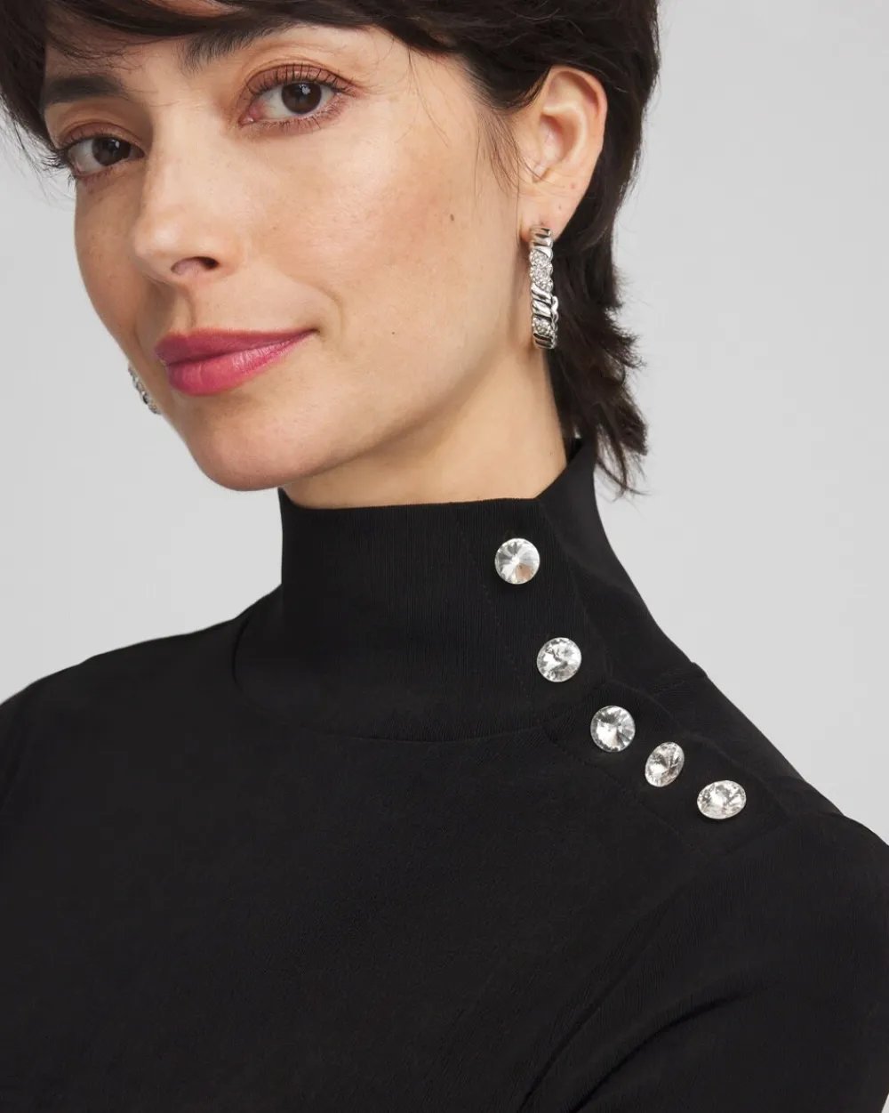 Cheap Travelers™ Mock Neck Diamond Button Tunic Tops